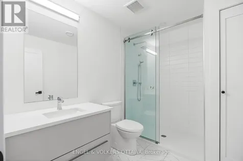 2154 Rice Avenue Ottawa ON K2A 0C4