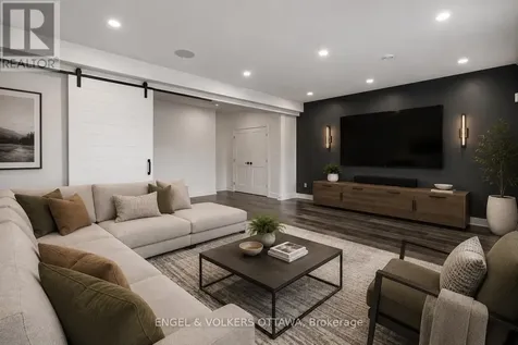 2154 Rice Avenue Ottawa ON K2A 0C4