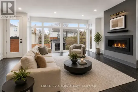 2154 Rice Avenue Ottawa ON K2A 0C4
