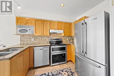 113 Gray Crescent Ottawa ON K2K 3J7