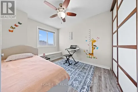 113 Gray Crescent Ottawa ON K2K 3J7