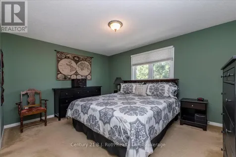 116 Dyer Drive Wasaga Beach ON L9Z 1E5