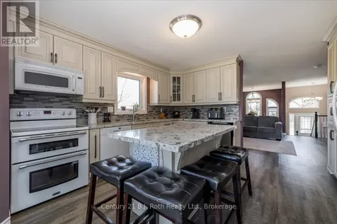 116 Dyer Drive Wasaga Beach ON L9Z 1E5