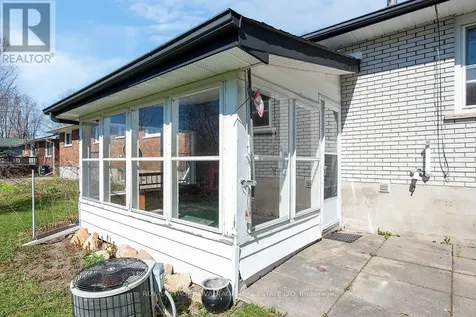 10 Robert Road Perth ON K7H 2Z8