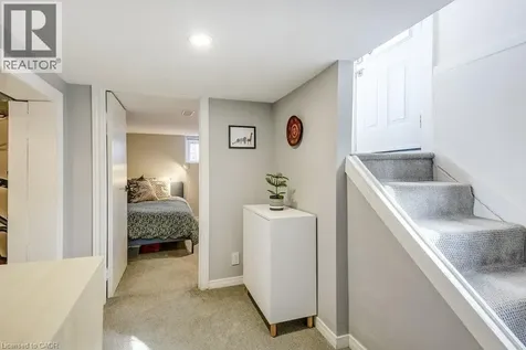 2180 Caroline Street Burlington ON L7R 1M3
