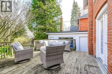 2180 Caroline Street Burlington ON L7R 1M3