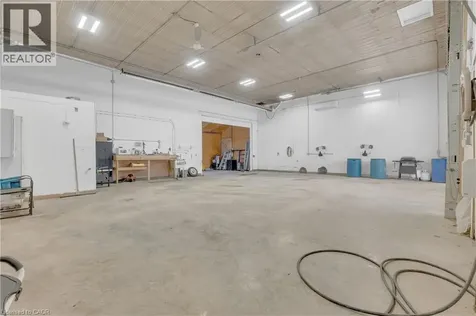 8485 Wellington Rd 86 Road Mapleton ON N4W 3G8