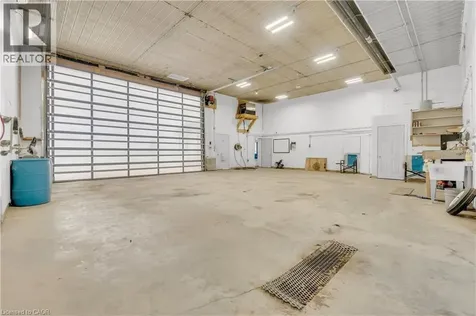 8485 Wellington Rd 86 Road Mapleton ON N4W 3G8