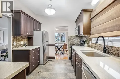 85 Ranchdale Drive Hamilton ON L8V 2L9