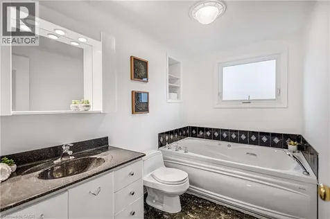 85 Ranchdale Drive Hamilton ON L8V 2L9