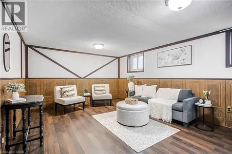 85 Ranchdale Drive Hamilton ON L8V 2L9