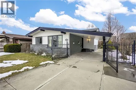 85 Ranchdale Drive Hamilton ON L8V 2L9