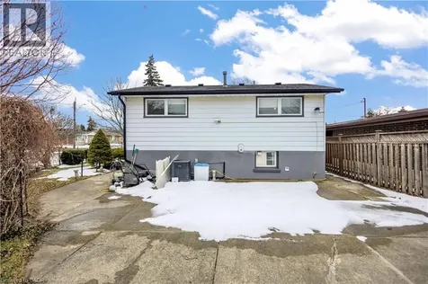 85 Ranchdale Drive Hamilton ON L8V 2L9