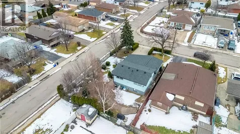 85 Ranchdale Drive Hamilton ON L8V 2L9