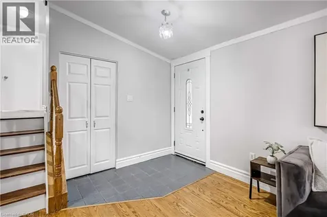 85 Ranchdale Drive Hamilton ON L8V 2L9