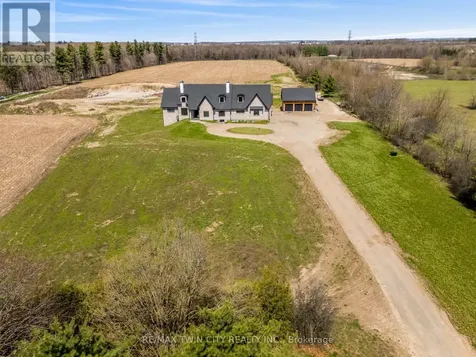 742 Country Squire Road Waterloo ON N2J 4G8
