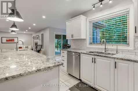 6343 Deermeadow Drive Ottawa ON K4P 1M9