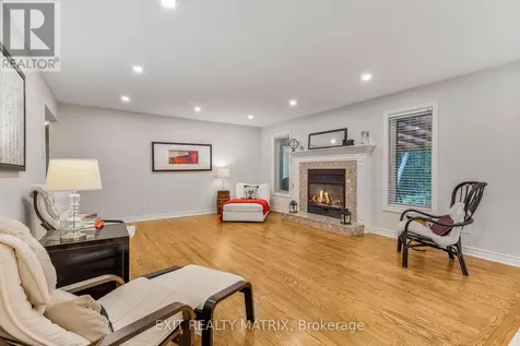 6343 Deermeadow Drive Ottawa ON K4P 1M9