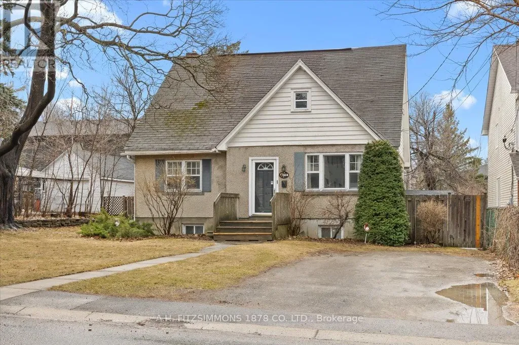 564 Tweedsmuir Avenue Ottawa ON K1Z 5P2