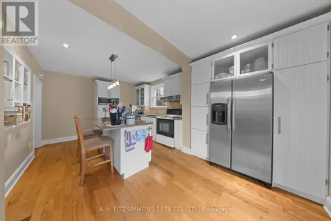 564 Tweedsmuir Avenue Ottawa ON K1Z 5P2