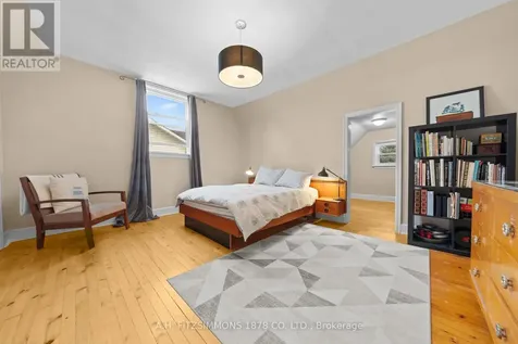 564 Tweedsmuir Avenue Ottawa ON K1Z 5P2