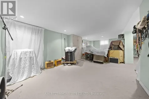 564 Tweedsmuir Avenue Ottawa ON K1Z 5P2