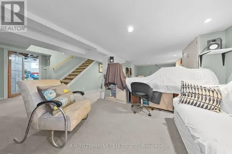 564 Tweedsmuir Avenue Ottawa ON K1Z 5P2