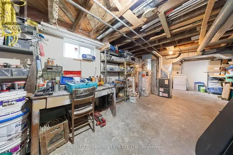 564 Tweedsmuir Avenue Ottawa ON K1Z 5P2