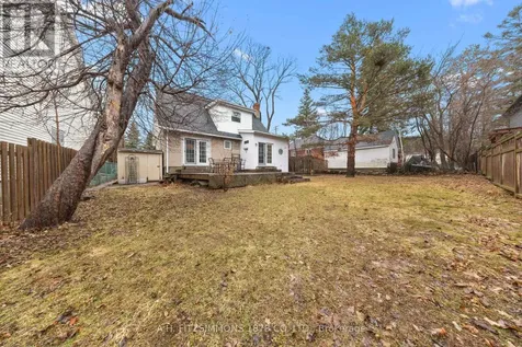 564 Tweedsmuir Avenue Ottawa ON K1Z 5P2