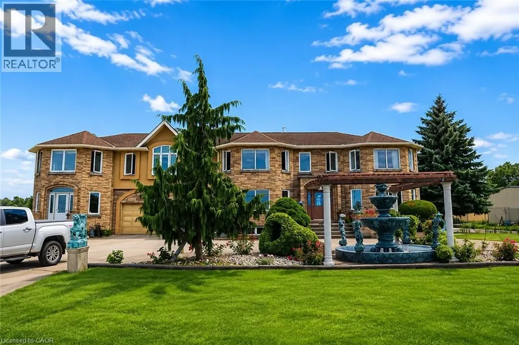 568 Ridge Road Hamilton ON L8J 2Y6