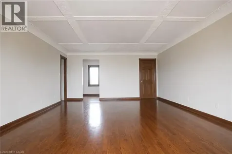 568 Ridge Road Hamilton ON L8J 2Y6