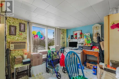 749 Regent Street Hawkesbury ON K6A 1G5