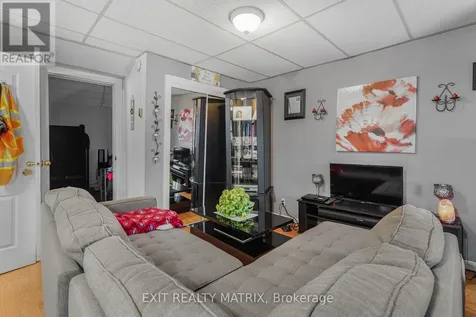 749 Regent Street Hawkesbury ON K6A 1G5