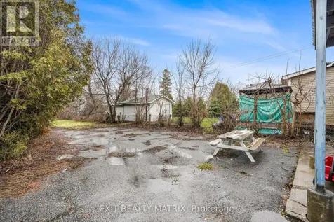 749 Regent Street Hawkesbury ON K6A 1G5