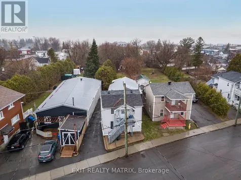 749 Regent Street Hawkesbury ON K6A 1G5