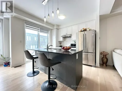 124 Hilts Drive Richmond Hill ON L4S 0J2