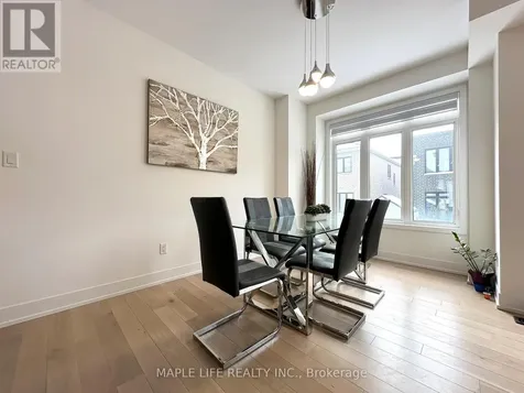 124 Hilts Drive Richmond Hill ON L4S 0J2