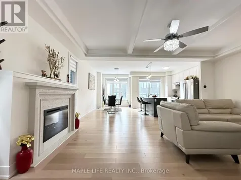 124 Hilts Drive Richmond Hill ON L4S 0J2