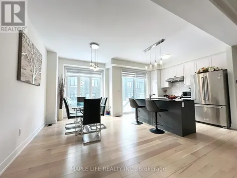 124 Hilts Drive Richmond Hill ON L4S 0J2