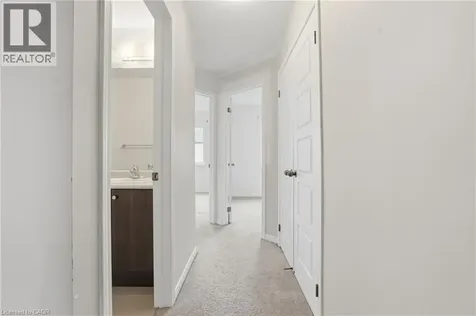 7774 Buckeye Crescent Niagara Falls ON L2H 0P2