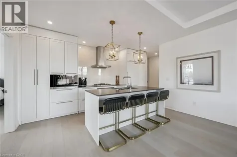1441 Elgin Street Burlington ON L7S 1E6
