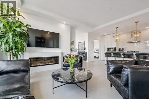 1441 Elgin Street Burlington ON L7S 1E6