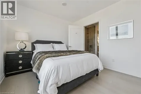 1441 Elgin Street Burlington ON L7S 1E6