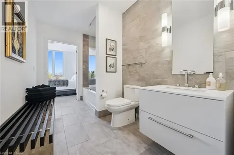 1441 Elgin Street Burlington ON L7S 1E6