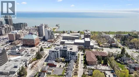 1441 Elgin Street Burlington ON L7S 1E6