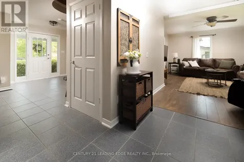 5048 William Street Pickering ON L1Y 1B2