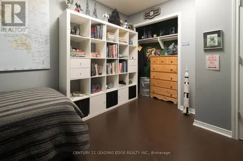 5048 William Street Pickering ON L1Y 1B2