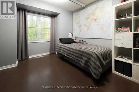 5048 William Street Pickering ON L1Y 1B2