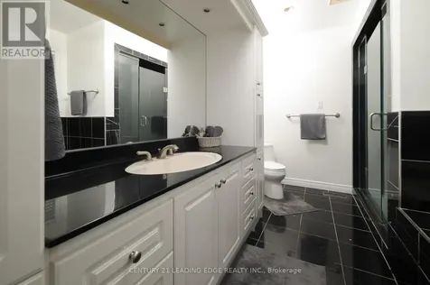 5048 William Street Pickering ON L1Y 1B2