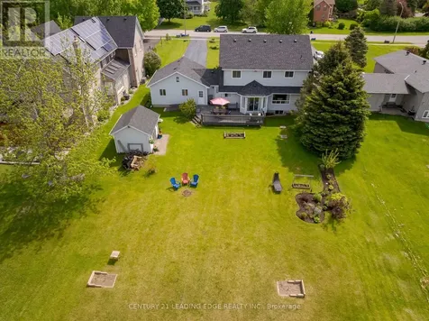 5048 William Street Pickering ON L1Y 1B2